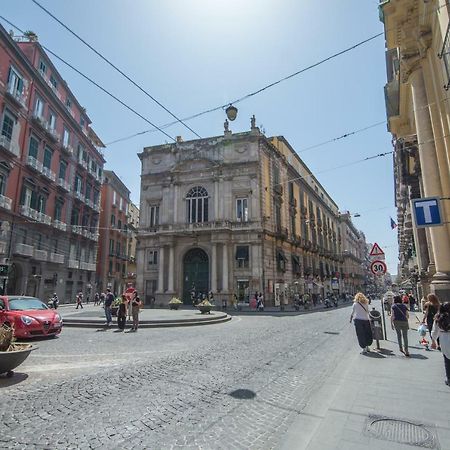 Palazzo Doria D'Angri Bed & Breakfast Naples Exterior photo